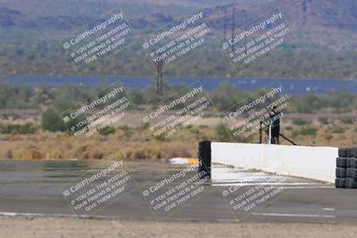 media/Oct-09-2022-SoCal Trackdays (Sun) [[95640aeeb6]]/Turn 2 (1110am)/